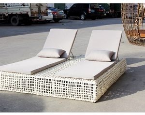 Modern Outdoor Portable Foldable Rattan Bed Creative Pastoral Swimming Pool  for Hotels Clubs Beach Leisure Lounge Chair